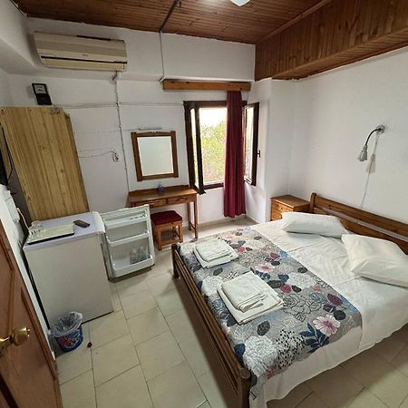 Stelios Rooms To Rent Chania  Exterior photo